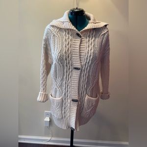 American eagle cardigan in cream size medium